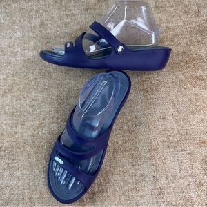 CROCS Patricia Purple/Grey Wedge Sandals Women’s Size 9